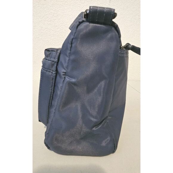 New! Lug Stretch LE Crossbody Bag In Slate Blue RFID Blocking Patriotic 12x7x4 - Picture 13 of 14